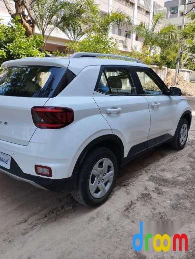 Hyundai Venue S 1.2 Petrol 2020