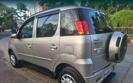 Mahindra Quanto C6 2012