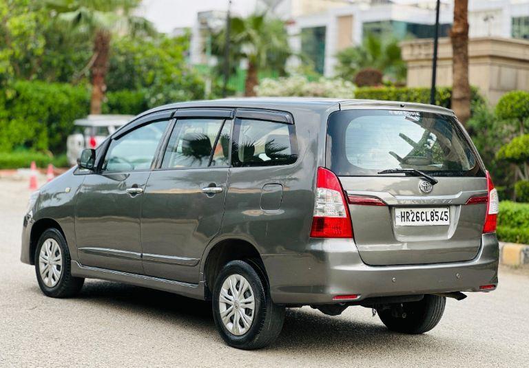 Toyota Innova 2.0 G4 2015