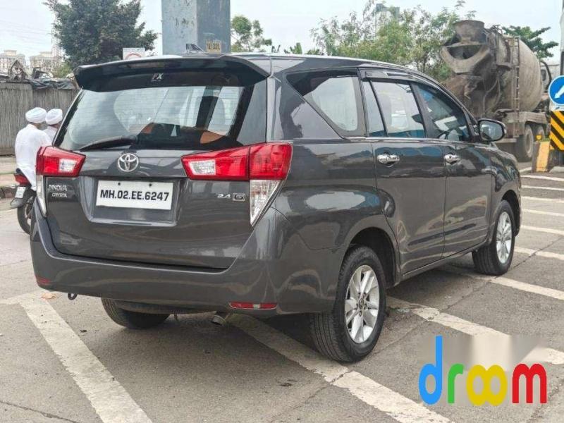 Toyota Innova Crysta 2.4 G 7 STR 2016