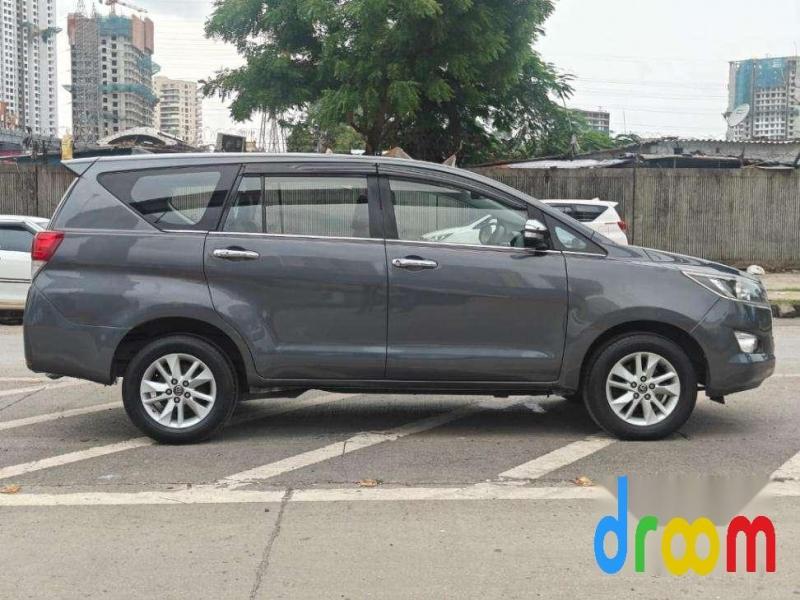 Toyota Innova Crysta 2.4 G 7 STR 2016