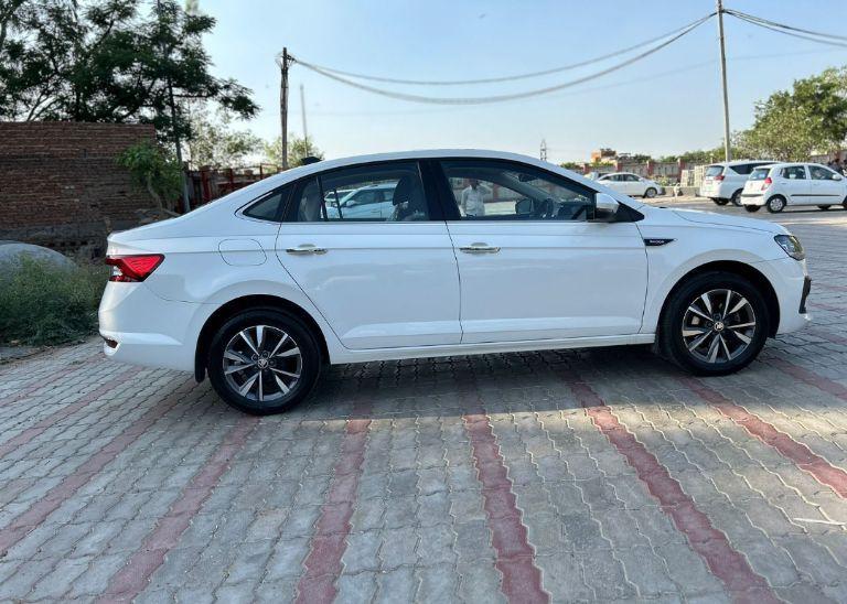 Skoda Slavia Style 1.0L TSI AT 2022