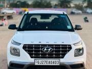 Hyundai Venue E 1.2 Petrol 2022