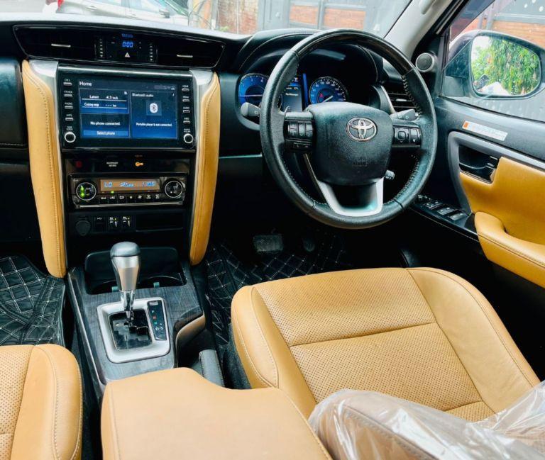 Toyota Fortuner 2.8 4x2 AT 2023