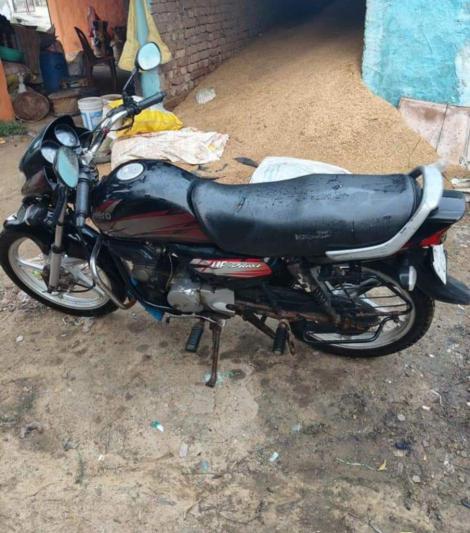 Hero HF Deluxe Kick Alloy 100cc 2018