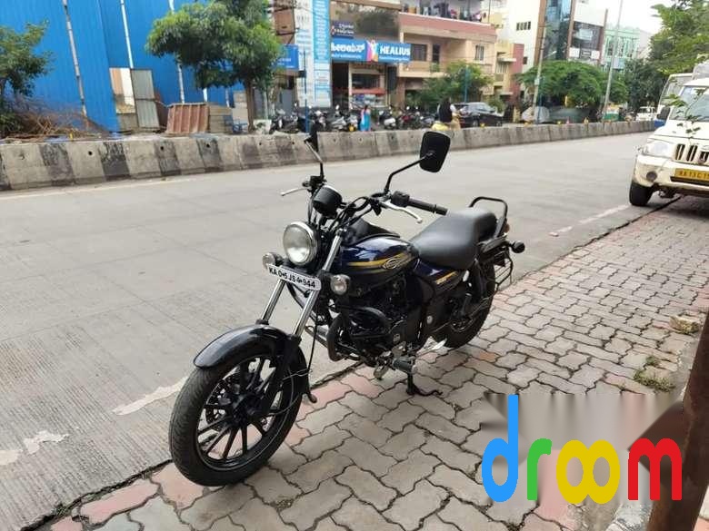 Bajaj Avenger Street 150 2016