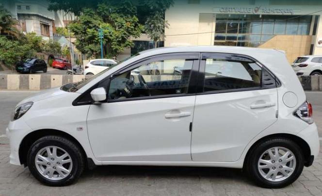 Honda Brio V MT 2012