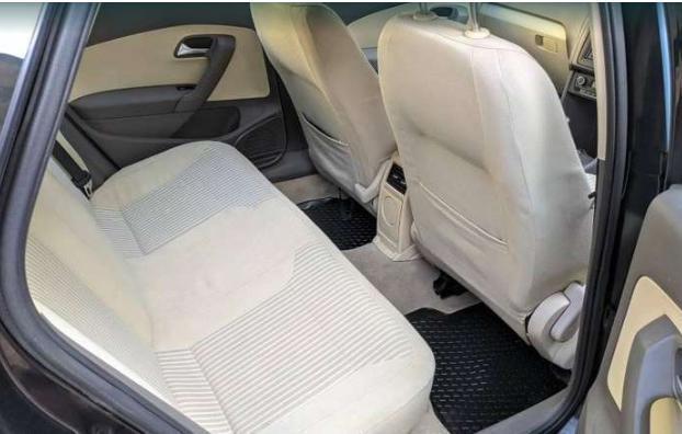 Volkswagen Vento Highline Petrol 2011