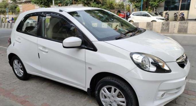 Honda Brio V MT 2012