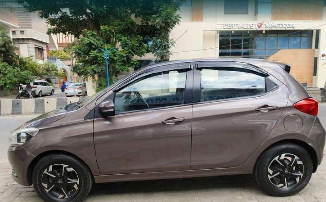 Tata Tiago Revotorq XZ 2017