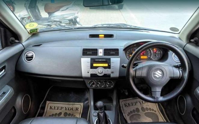 Maruti Suzuki Swift VXi 2011