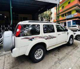 Ford Endeavour 3.0L Hurricane LIMITED EDITION 2012