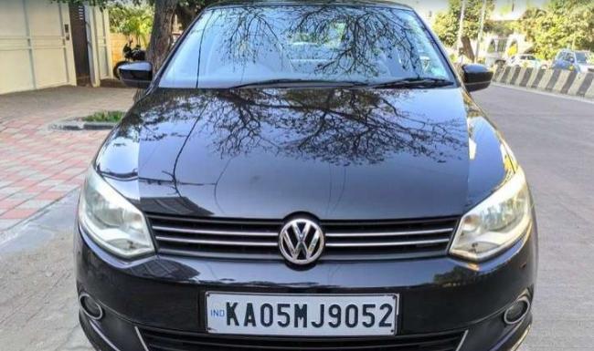 Volkswagen Vento Highline Petrol 2011