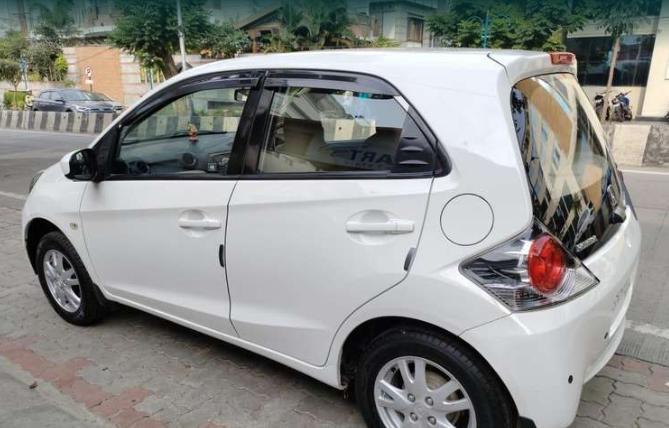 Honda Brio V MT 2012