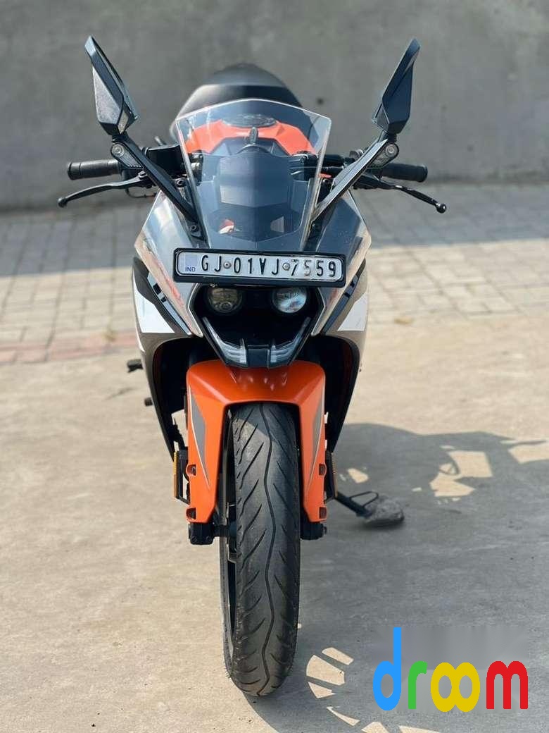KTM RC 200 2021