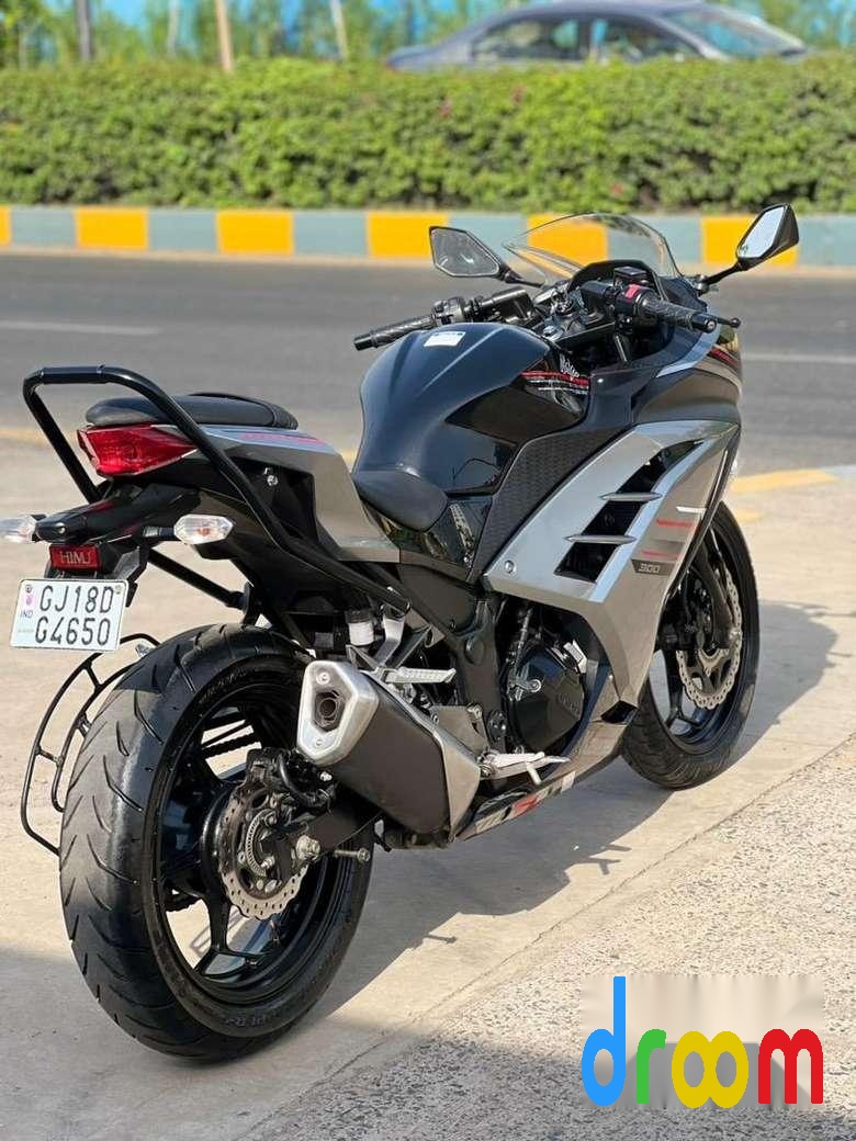 Kawasaki Ninja 300 ABS 2019