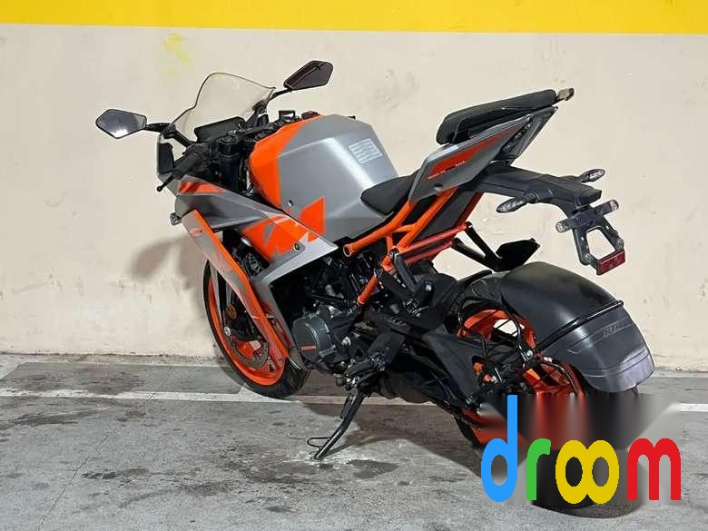 KTM RC 200 2021