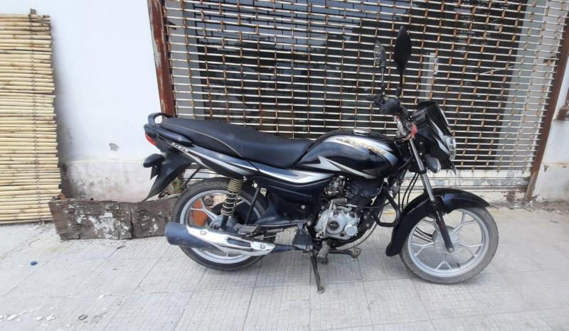 Bajaj Platina Alloy ES 100cc Disc FI BS6 2021