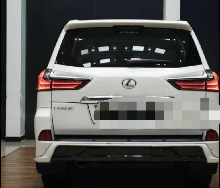 Lexus LX 450d 2017