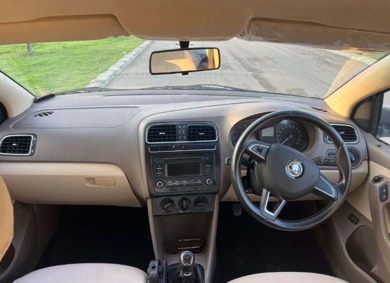 Skoda Rapid 1.6 MPI AMBITION 2014