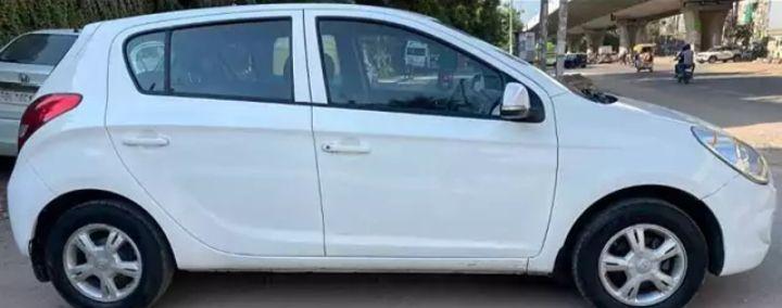 Hyundai i20 SPORTZ 1.2 BS IV 2010