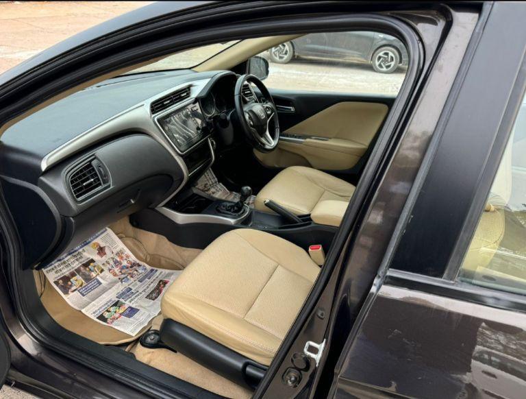 Honda City VX (O) MT 2018