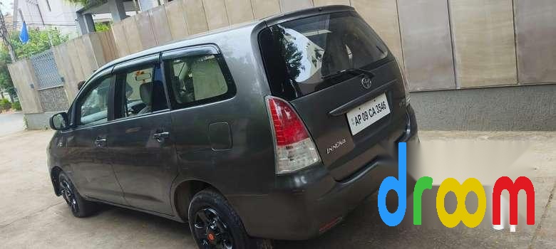 Toyota Innova 2.5 G (Diesel) 8 Seater BS IV 2010