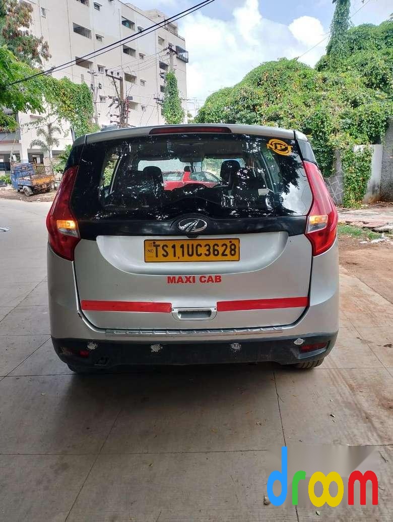 Mahindra Marazzo M2 8 STR 2019
