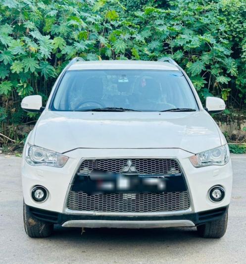 Mitsubishi Outlander 2.4 AT 2011