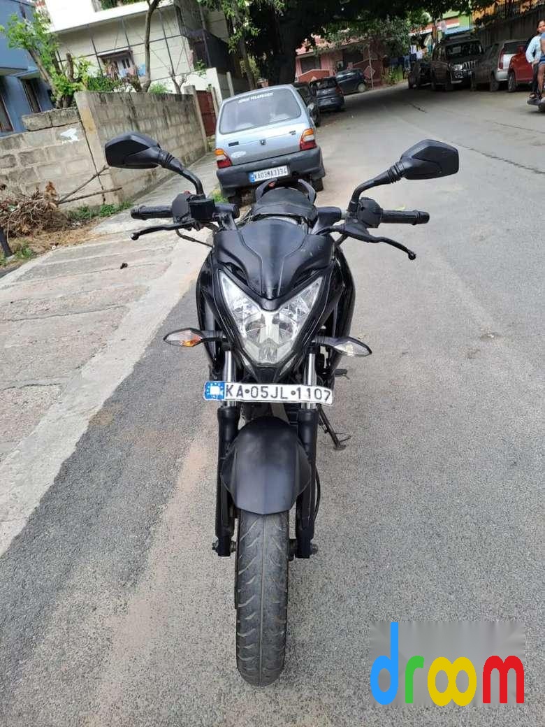 Bajaj Pulsar NS200 2015