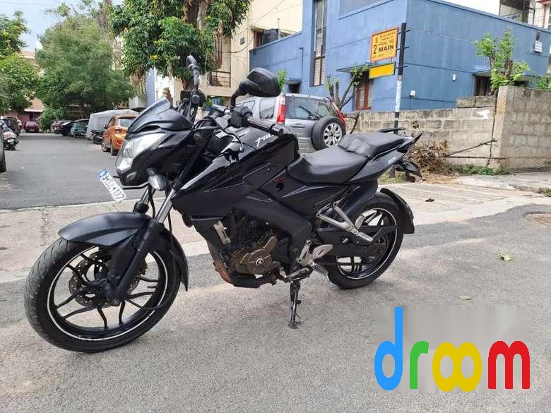 Bajaj Pulsar NS200 2015