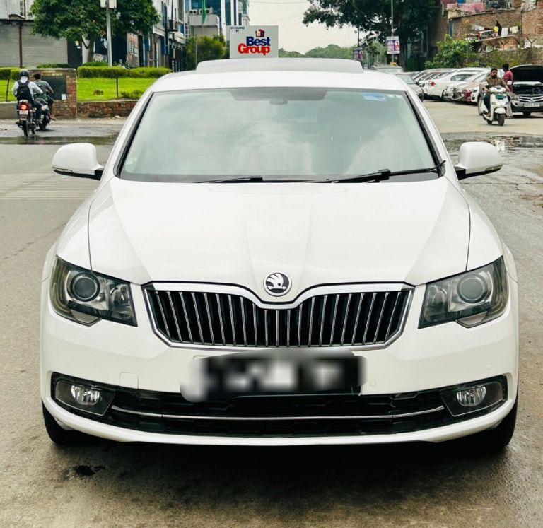 SKODA SUPERB Elegance 1.8 TSI AT 2014