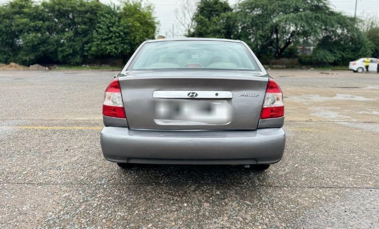 Hyundai Accent Executive 2013