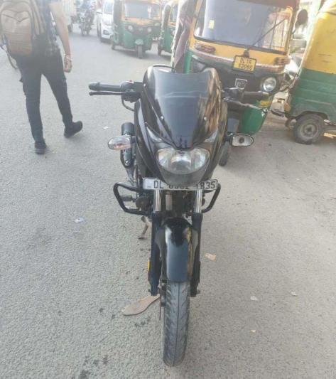 Bajaj Pulsar 150cc ABS FI 2021