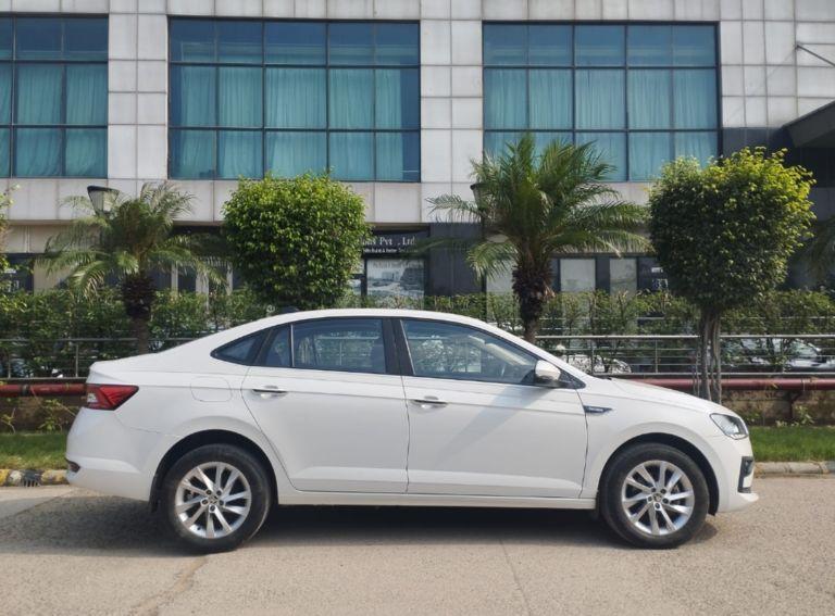 Skoda Slavia Ambition 1.0L TSI MT 2023