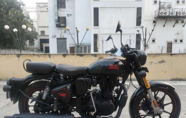 Royal Enfield Classic 350cc Classic Dark Dual Channel 2021