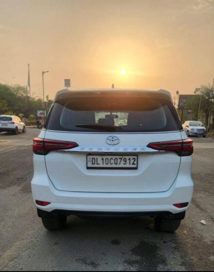 Toyota Fortuner 2.8 4x2 AT 2021