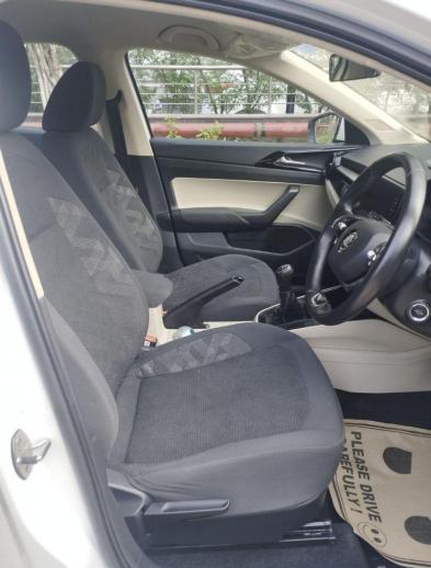 Skoda Slavia Ambition 1.0L TSI MT 2023