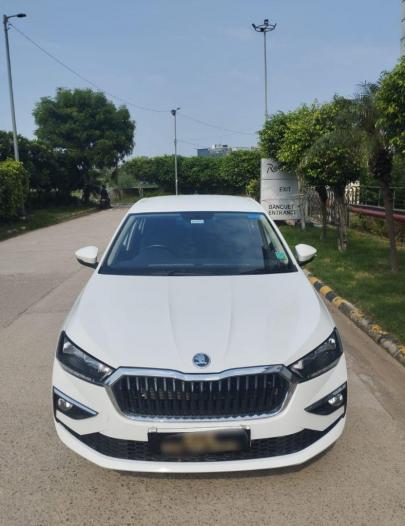 Skoda Slavia Ambition 1.0L TSI MT 2023