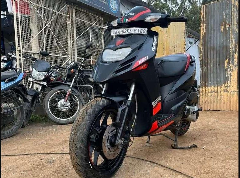 Piaggio Vespa Elegante 125cc 2019