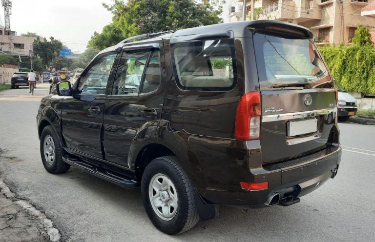 Tata Safari Storme 2.2 EX 4X2 2015