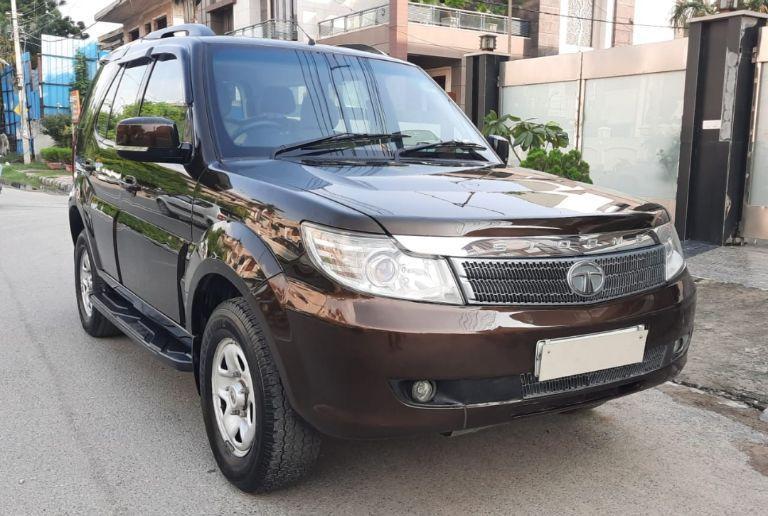 Tata Safari Storme 2.2 EX 4X2 2015
