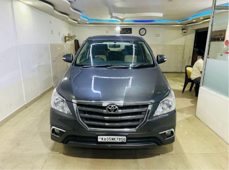 Toyota Innova 2.5 V 8 STR 2015