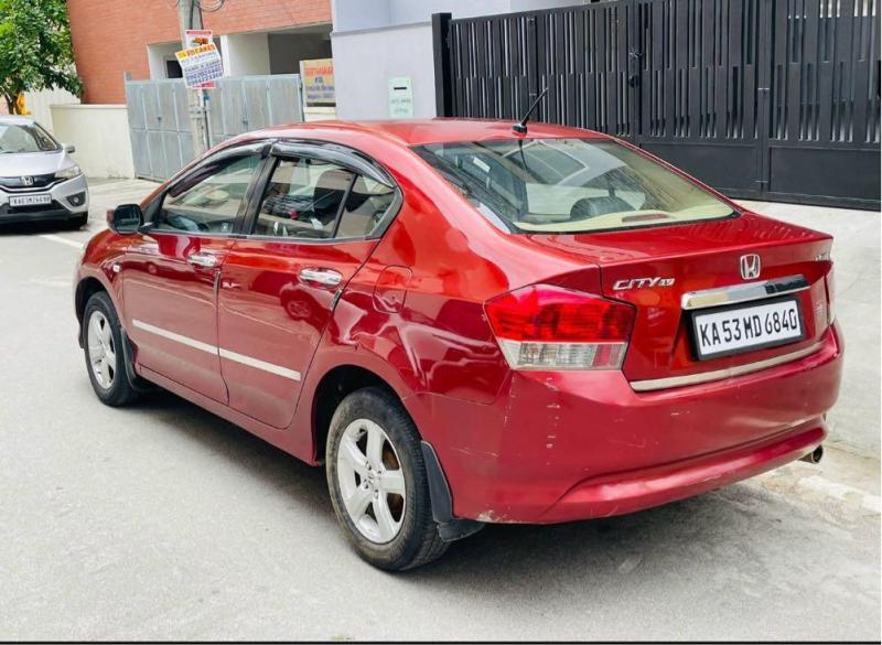 Honda City 1.5 V MT 2010