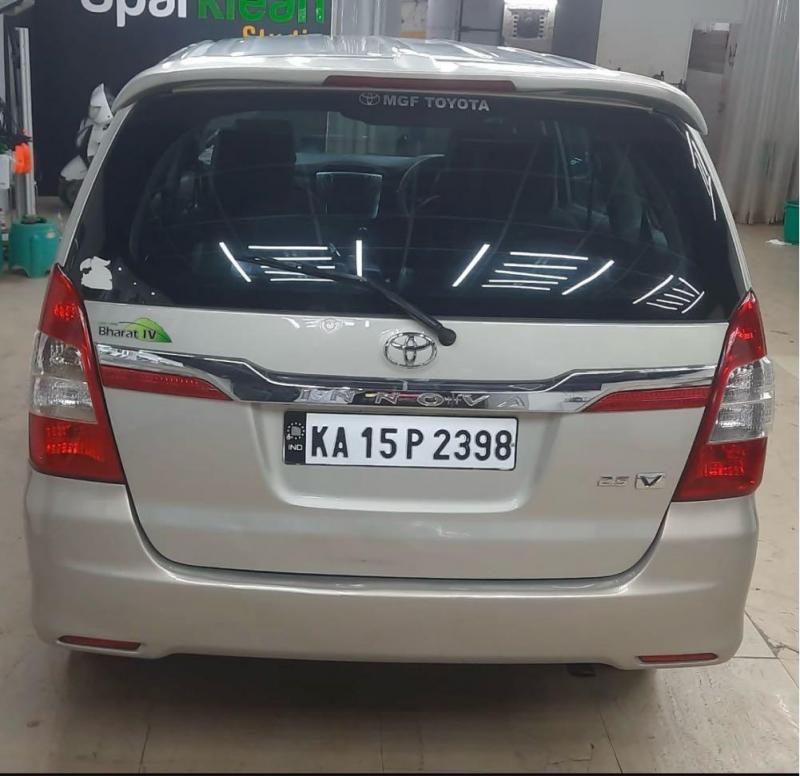 Toyota Innova 2.5 V 8 STR 2015