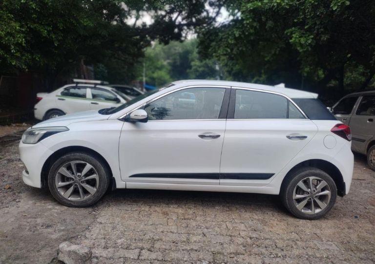 Hyundai i20 Sportz 1.4 (O) 2015