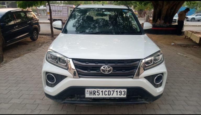 Toyota Urban Cruiser High MT 2021