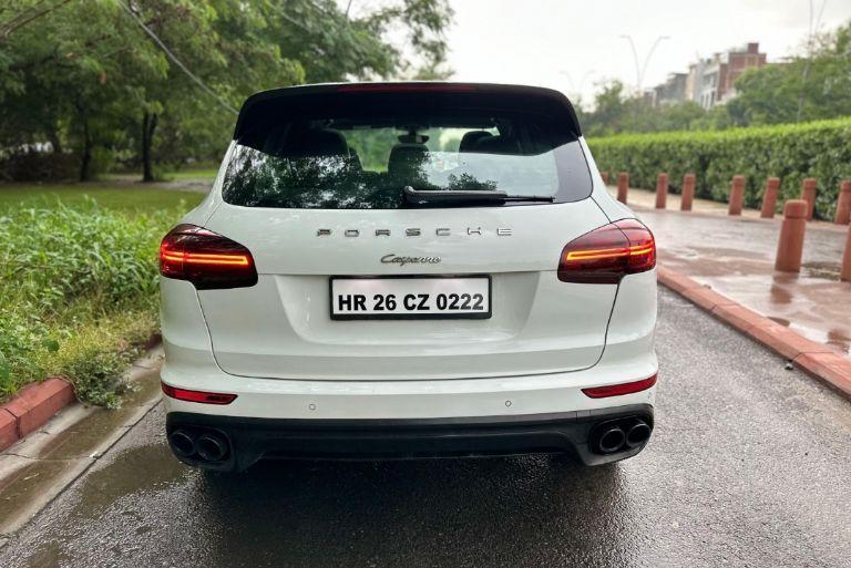 Porsche Cayenne Platinum Edition 2016