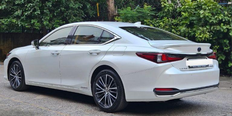 Lexus ES 300H 2022