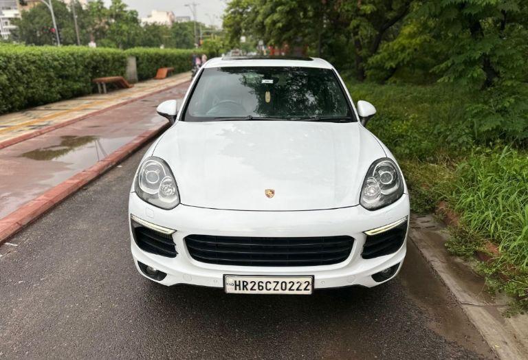 Porsche Cayenne Platinum Edition 2016